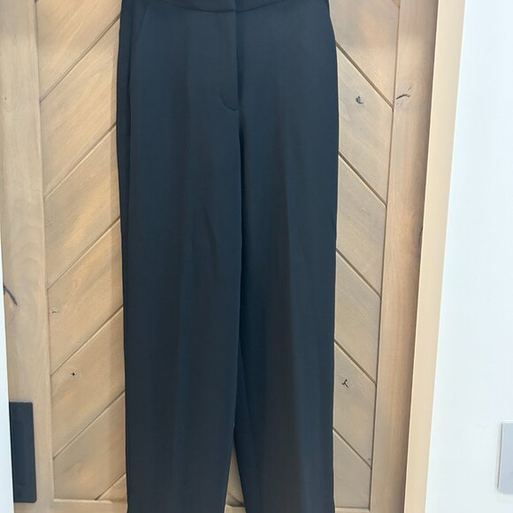 NWOT Aritzia Limitless Pant Black - Size 6 Short - Picture 3 of 5